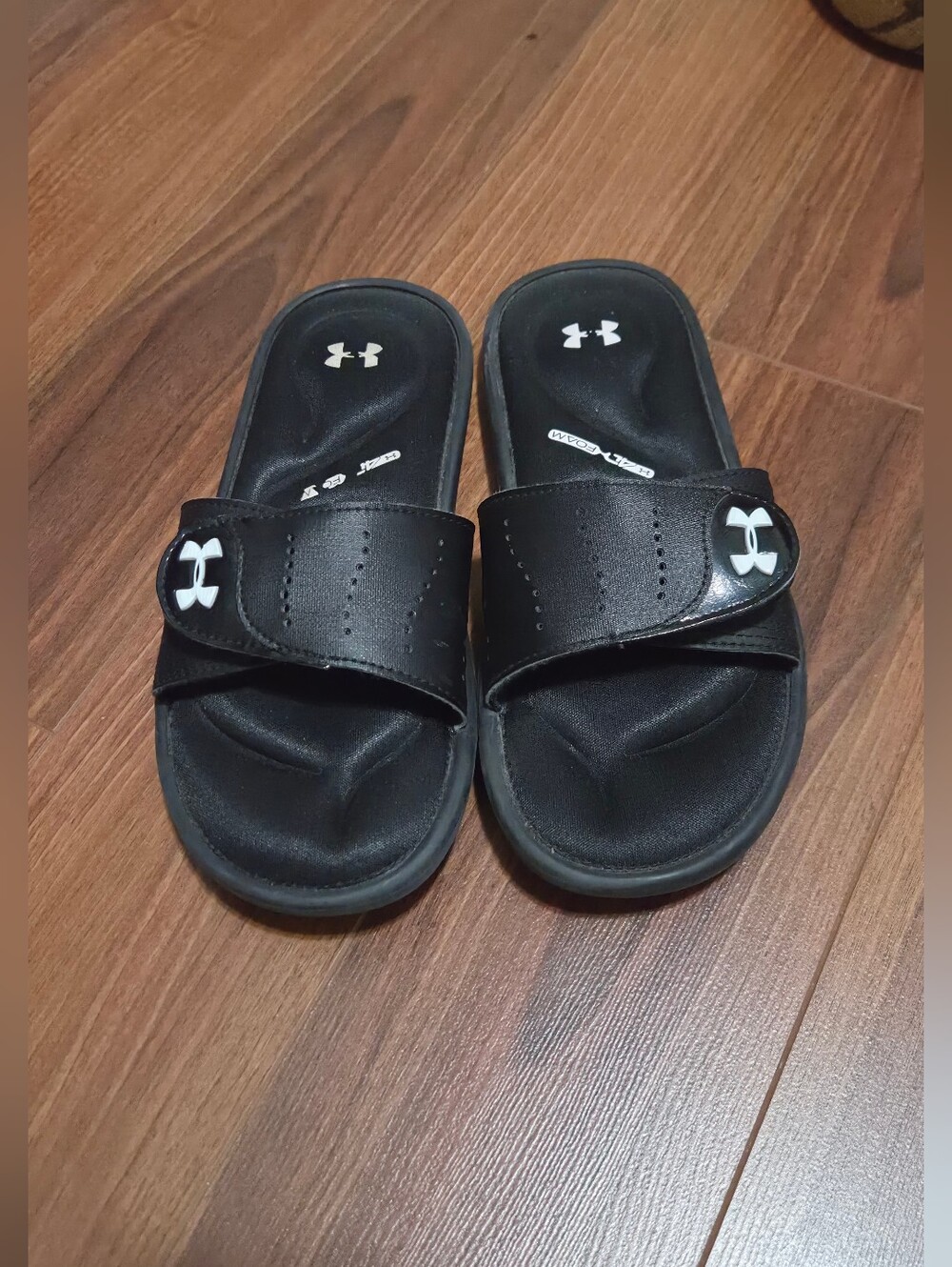 Under Armour Black Slide Sandals with White Logo | Size 6